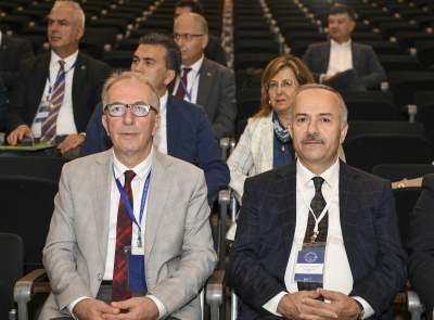 BARÜ, Özbekistan ile iş birliklerini güçlendirmeyi sürdürüyor BARÜ, Özbekistan ile iş birliklerini güçlendirmeyi sürdürüyor