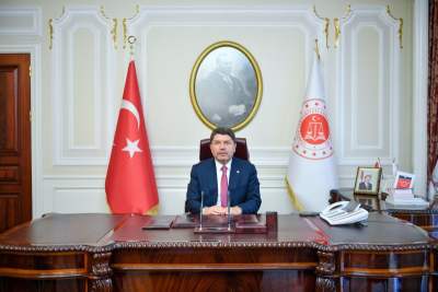 Uzlaştırma Yöntemiyle Adalete Erişim Kolaylaşıyor Uzlaştırma Yöntemiyle Adalete Erişim Kolaylaşıyor