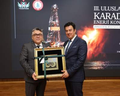BEUN'da Enerjide Bölgesel ve Küresel Stratejiler Konuşuldu BEUN'da Enerjide Bölgesel ve Küresel Stratejiler Konuşuldu