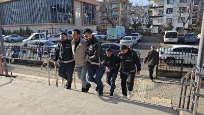 Ereğli’de tefecilik operasyonu; 2 şüpheli adliyeye sevk edildi Ereğli’de tefecilik operasyonu; 2 şüpheli adliyeye sevk edildi