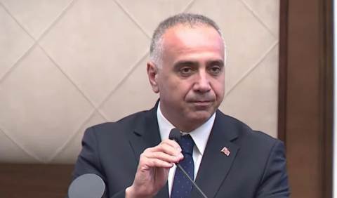 Büyükçekmece Başkan Vekili Ahmet Şahin tutuklama talebiyle mahkemeye sevk edildi! Büyükçekmece Başkan Vekili Ahmet Şahin tutuklama talebiyle mahkemeye sevk edildi!