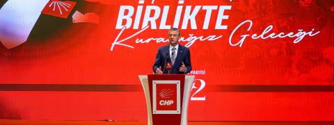 CHP Olağanüstü Kurultaya Gidiyor CHP Olağanüstü Kurultaya Gidiyor