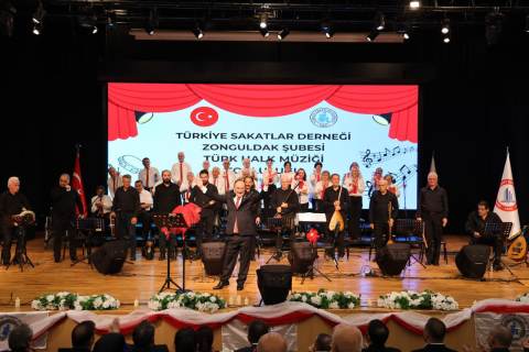 BEUN’da Türkiye Sakatlar Derneği Türk Halk Müziği Topluluğu'ndan Unutulmaz Konser BEUN’da Türkiye Sakatlar Derneği Türk Halk Müziği Topluluğu'ndan Unutulmaz Konser