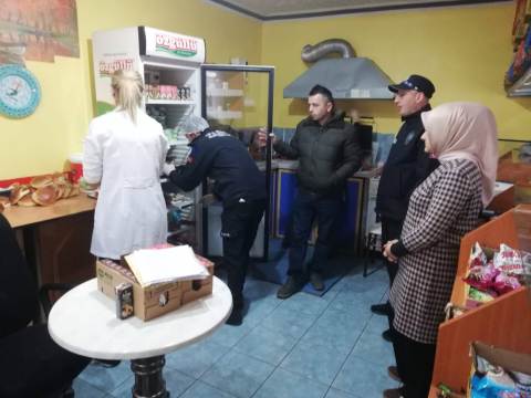 Devrek'te okul kantinlerine sıkı denetim Devrek'te okul kantinlerine sıkı denetim