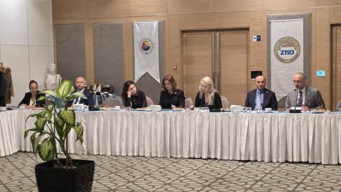 Zonguldak’ta tıbbi ve aromatik bitkiler çalıştayı düzenlendi Zonguldak’ta tıbbi ve aromatik bitkiler çalıştayı düzenlendi