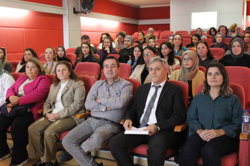 Emzirme Haftası nedeniyle etkinlik düzenlendi Emzirme Haftası nedeniyle etkinlik düzenlendi