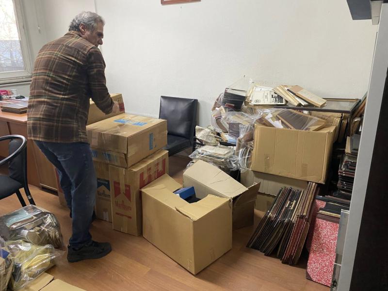 Belediye Kültür Merkezi’nden çıkarılan Karbonifer Arşivi yeniden taşındı Belediye Kültür Merkezi’nden çıkarılan Karbonifer Arşivi yeniden taşındı