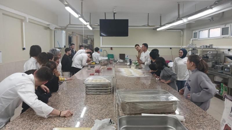 BEUN Devrek Meslek Yüksekokulu, Çaycuma Sevgi Evlerini Ağırladı BEUN Devrek Meslek Yüksekokulu, Çaycuma Sevgi Evlerini Ağırladı