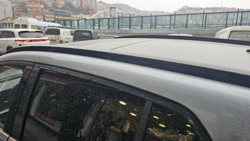 Zonguldak güne çamurla uyandı: Araçlar tanınmaz hale geldi Zonguldak güne çamurla uyandı: Araçlar tanınmaz hale geldi