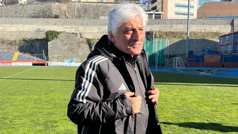 Kemal Kılıç ilk idmana yardımcılarıyla çıktı Kemal Kılıç ilk idmana yardımcılarıyla çıktı