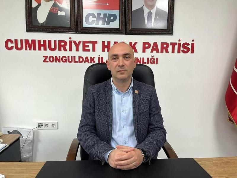 CHP İl Başkanı Dural’dan 'halk otobüsü' tepkisi: "Bıraktığınız mali enkaz yüzünden kredi alamadık" CHP İl Başkanı Dural’dan 'halk otobüsü' tepkisi: "Bıraktığınız mali enkaz yüzünden kredi alamadık"