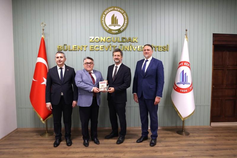 BEUN’da Türk-Macar Dostluğunu Güçlendiren Anlamlı Buluşma BEUN’da Türk-Macar Dostluğunu Güçlendiren Anlamlı Buluşma