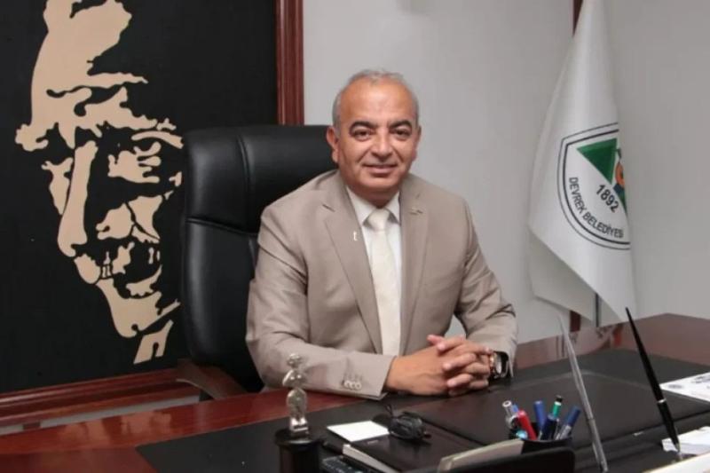 Devrek Belediyesi'ndeki yolsuzlukta eski başkana 177 yıla kadar hapis istendi Devrek Belediyesi'ndeki yolsuzlukta eski başkana 177 yıla kadar hapis istendi